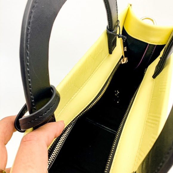 EUC HEIRLOOM Leather Tote Satchel Embossed - Picture 6 of 7